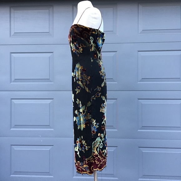 Alexia Admor spaghetti strap black w/velvet floral - Picture 6 of 9